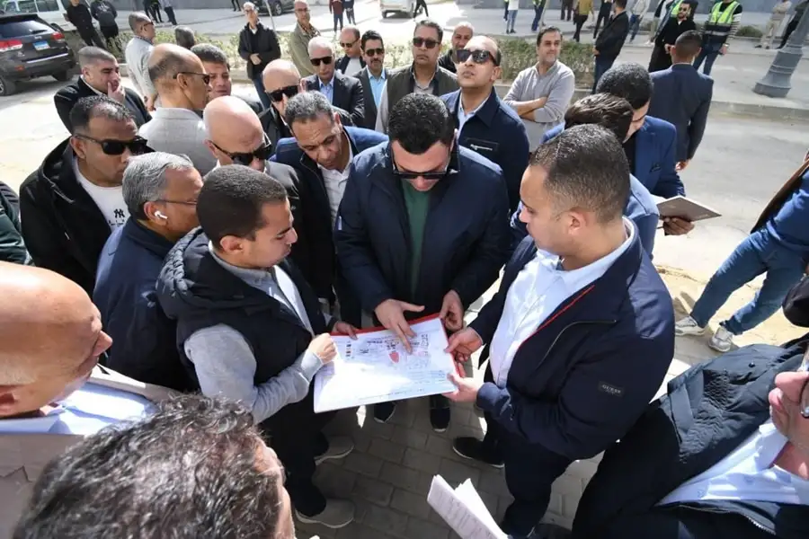 وزير الإسكان يوجه بضغط الجداول الزمنية لتنفيذ مشروع مزارين بالعلمين الجديدة