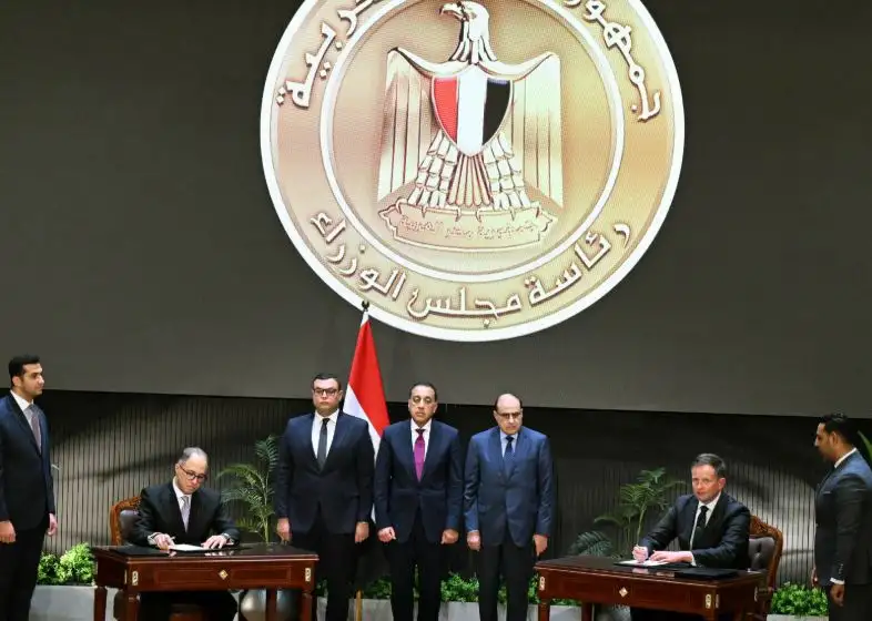 مدبولي يشهد توقيع 3 اتفاقيات دولية لتنفيذ أبراج ومارينا المونت جلالة باستثمارات 50 مليار جنيه