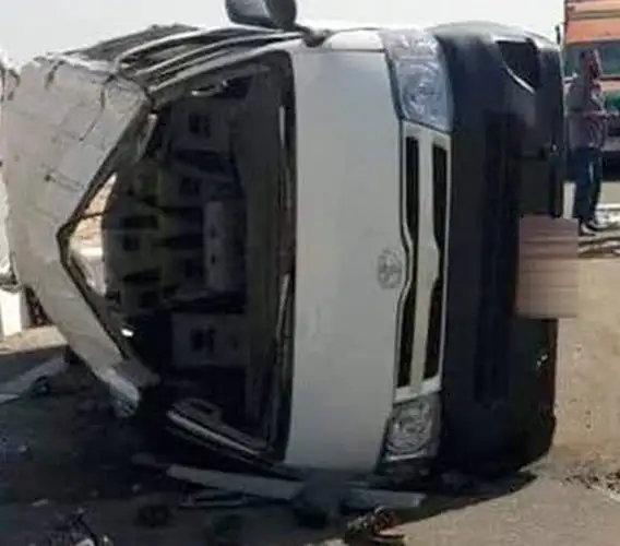 إصابة 5 أشخاص إثر حادث انقلاب ميكروباص في الشرقية