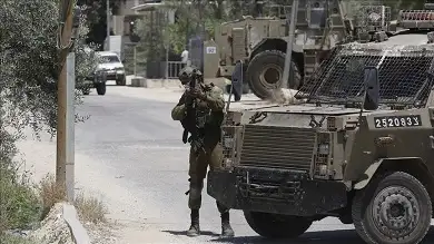 الاحتلال الإسرائيلي يقتحم العبيدية شرق بيت لحم ويحتجز 3 فلسطينيين
