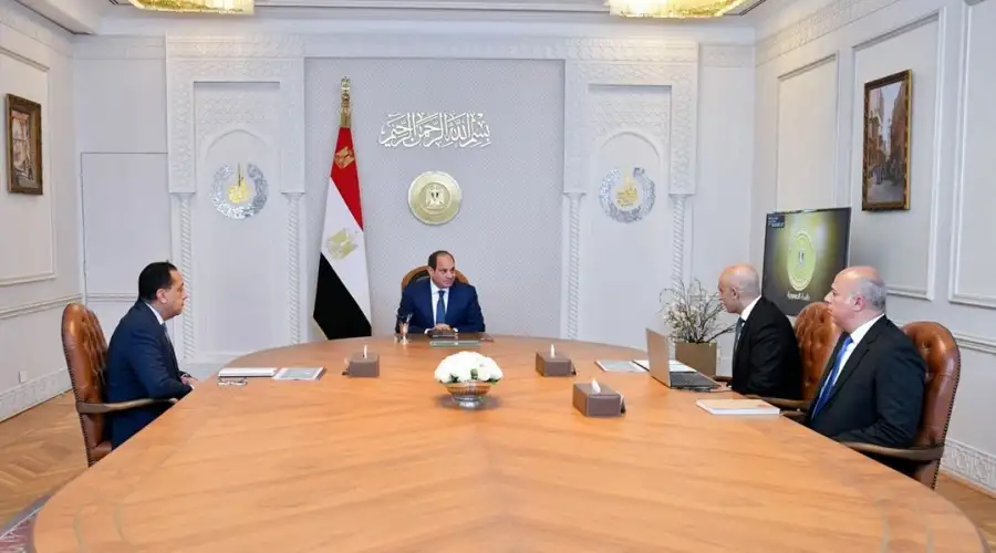 السيسي يشدد على ضرورة اتقان اللغة العربية وتشجيع الطلاب وتحفيزهم على ذلك
