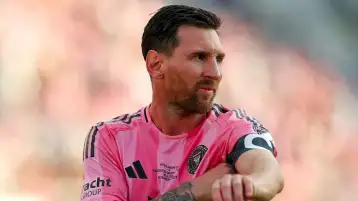 رابطة الدوري الأمريكي تبرئ ميسي رسميا من اقتحام غرفة الحكام
