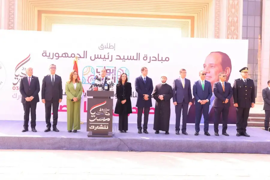 ملايين الوجبات الساخنة وآلاف من كراتين مواد غذائية.. ماذا تقدم المبادرة الرئاسية «أبواب الخير»؟