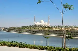 وزيرة الإسكان توجه بتكثيف العمالة والعمل ورديات لسرعة تنفيذ الإنشاءات بحي جاردن سيتي الجديدة