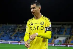 رونالدو يخضع لفحص طبي لتحديد مدى إصابته مع النصر