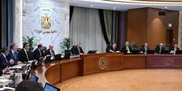 رئيس الوزراء يوجه باستمرار مراقبة الأسواق ورصد أي زيادات غير منطقية في الأسعار والتعامل معها على الفور