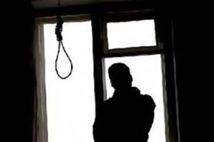 تفاصيل العثور على جثمان شاب مشنوقًا داخل منزله في إسنا بالأقصر