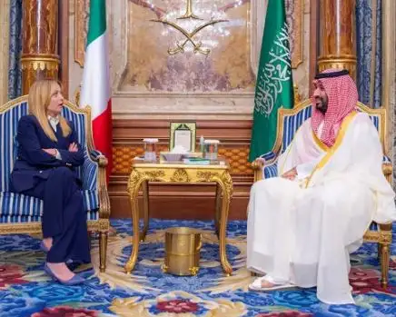 ولي العهد السعودي ورئيسة وزراء إيطاليا يبحثان الأوضاع الإقليمية والتصعيد العسكري