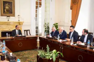 وزير الخارجية يستقبل وفدا من غرفة التجارة الأمريكية بالقاهرة