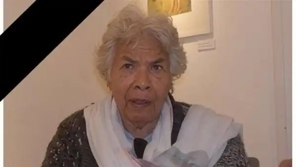 رحيل زينب السجيني.. رائدة الفن التشكيلي التي وثّقت الأمومة والإنسان في لوحاتها
