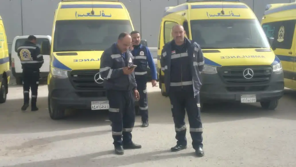 إصابة 4 أشخاص نتيجة حادث انقلاب سيارة في التمد بشمال سيناء