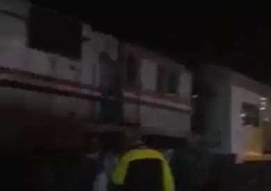 مصرع شخصين صدمهما قطار أثناء عبورهما قضبان السكة الحديد بمنطقة الخطارة