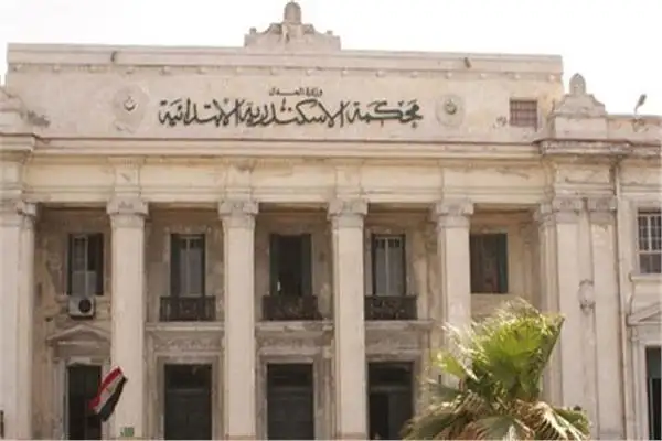 إحالة أوراق متهم بتزوير شهادة ميلاد طفلة والتعدي عليها لمدة 6 أعوام في الإسكندرية للمفتي