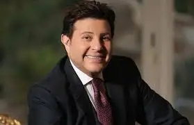 جثمانه يصل مصر غدا.. ابن عم هاني شاكر يكشف تفاصيل جنازة وعزاء الفنان الراحل