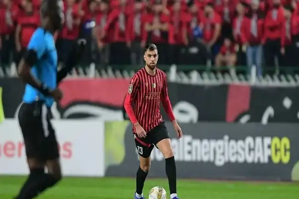مدافع اتحاد العاصمة يكشف بميزة الزمالك قبل نهائي الكونفدرالية