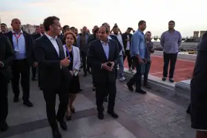 ماكرون ينشر فيديو لزيارته للإسكندرية ويشكر عروس البحر المتوسط