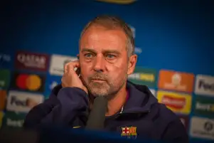 فليك يعلن تجديد عقده مع برشلونة حتى 2028