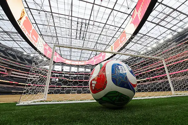 مولانجو: كأس العالم تحول لـ البقاء للأقوى.. وهناك خطر حقيقي على اللاعبين