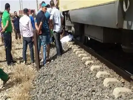 بطعنة في الرقبة.. تفاصيل اعتداء شاب على جاره داخل قطار المناشي