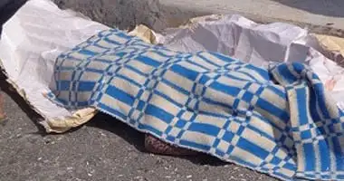 يُرجح ارتباطها بضحايا الهجرة غير الشرعية.. العثور على جثة قذفتها الأمواج إلى شاطئ الميناء القديم بمطروح