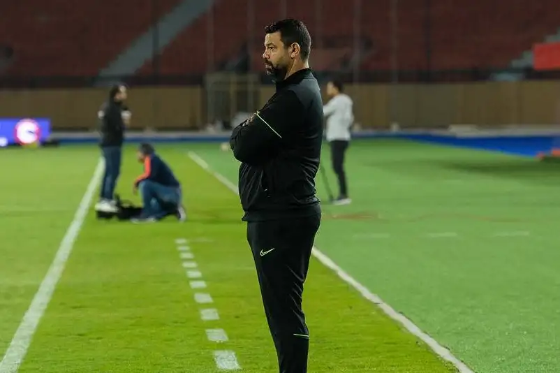 السقا يربط مصيره مع الاتحاد السكندري بعودة محمد سلامة من الحج