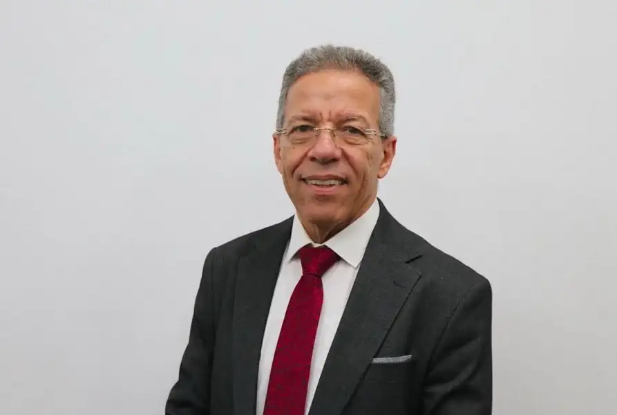 نقيب الأطباء: الاتفاق على إنهاء أزمة أطباء التكليف بهيئة الرعاية الصحية فى أسوان