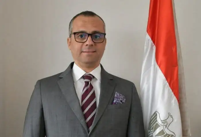 المدرب الجديد ومهاجم الفريق.. ماذا ينتظر عصام سراج مع الأهلي؟