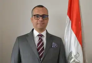 المدرب الجديد ومهاجم الفريق.. ماذا ينتظر عصام سراج مع الأهلي؟