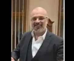 محامي 4 من ضحايا الطبيب المزيف: المنتحل صرف أدوية خاطئة أدت لإصابة الموكلين بأمراض مزمنة