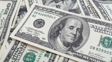 تذبذب أداء الدولار مع تقييم توقعات الفائدة وسط توتر الشرق الأوسط
