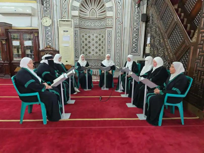 إطلاق 26 قافلة دعوية للواعظات بالمديريات حول غياب التواصل بين الآباء والأبناء