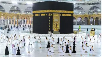 اجتماع حاسم للجنة العليا بوزارة السياحة لإقرار الضوابط النهائية للعمرة الأسبوع المقبل