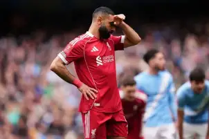 أوين: عودة محمد صلاح إلى ليفربول ليست مستبعدة