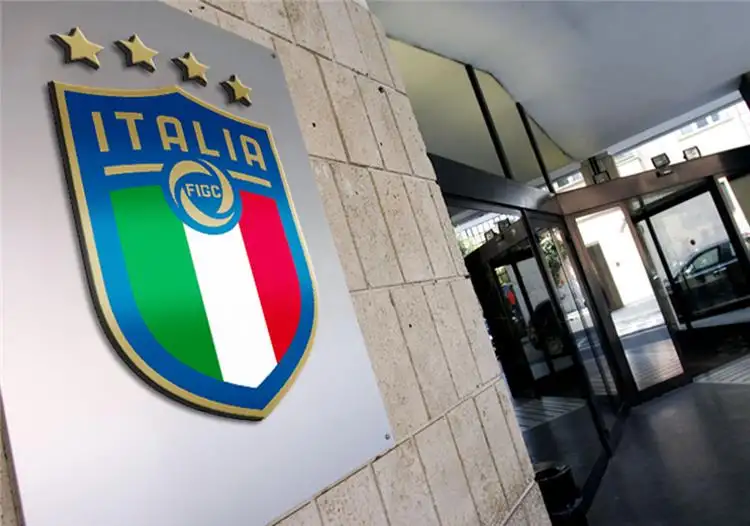 جيوفاني مالاجو رئيسًا للاتحاد الإيطالي لكرة القدم خلفًا لجرافينا