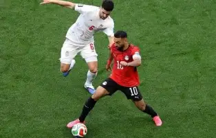 مدرب أستراليا: منتخب مصر فريق جريء وشجاع.. وجاهزون لمنع خطورة صلاح