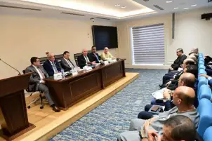 وزير الزراعة أمام النواب: لن نتخلى عن الفلاح.. و300 ألف طن رصيد الأسمدة المدعمة حاليا بالجمعيات