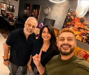 رامز جلال يعلن الصلح مع أسماء جلال بحضور أشرف زكي