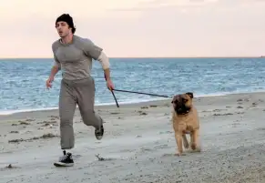 طرح برومو فيلم «I Play Rocky».. يستعرض رحلة سيلفستر ستالون من ممثل مغمور إلى أسطورة سينمائية