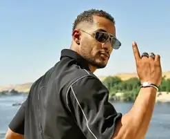 محمد رمضان يطرح كليب بيزك مع المغني الإسباني بيني جونيور