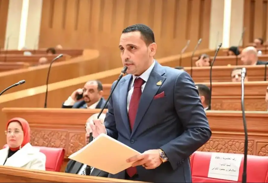 سؤال برلماني يطالب الحكومة بكشف حقيقة إلغاء إقامات بعض المصريين في الإمارات