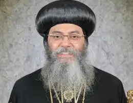 مطران الكرسي الأورشليمي يعتذر عن فيديو قديم بشأن رأي منسوب لبابا الفاتيكان ويؤكد تقديره للكاثوليك