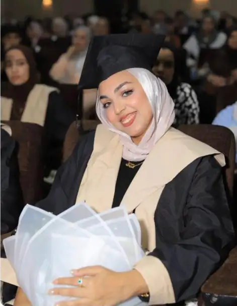 ماهر الفضالي وعبدالله بركات يهنئان المهندسة ملك أحمد دياب بتخرجها من كلية الفنون التطبيقية بتقدير جيد جدًا