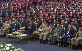 الرئيس السيسي: معايير التوظيف خلال السنوات الماضية «استُبيحت».. والآن لا محاباة أو مجاملة